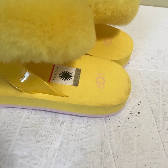 Ugg Australia NEW Poppy Flip Flop Thong Sandals Remove Back Strap Flower Pom Pom - Picture 10 of 15